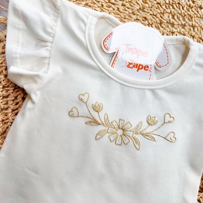 Conj. Blusa Flor com Raminhos e Short Saia Corações - Off White e Salmão